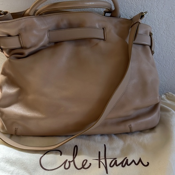 COLE HAAN TRAVEL BAG NEW - Picture 4 of 14